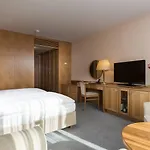 Maritim 4*