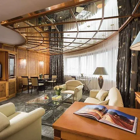 מלון Maritim 4*