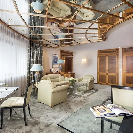 Maritim Szálloda 4*