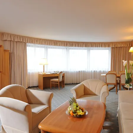 فندق Maritim 4*